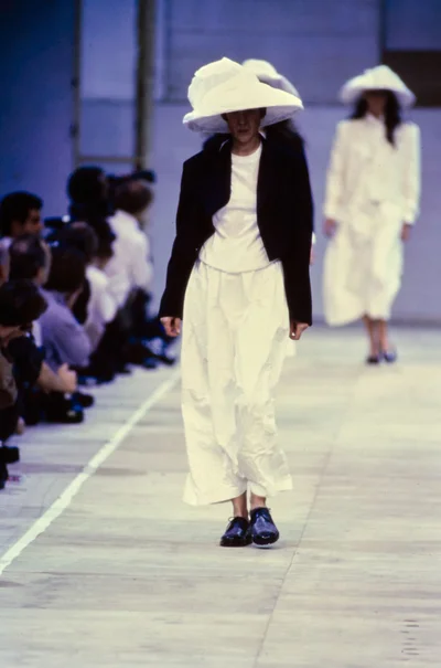 Look 15